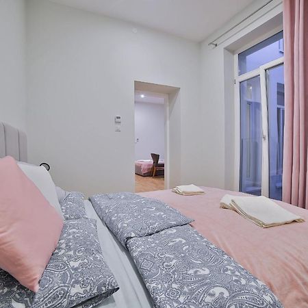 קרקוב Art Palace Apartments מראה חיצוני תמונה